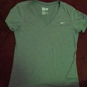 Nike T-shirt